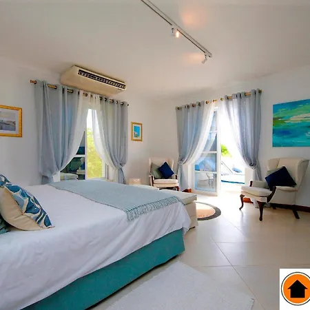 Jacaranda-pool, Sea View & Mature Garden * Tavira