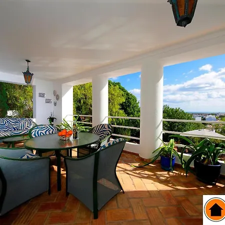 Villa Jacaranda-pool, Sea View & Mature Garden *