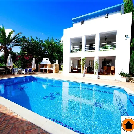 Villa Jacaranda-pool, Sea View & Mature Garden *