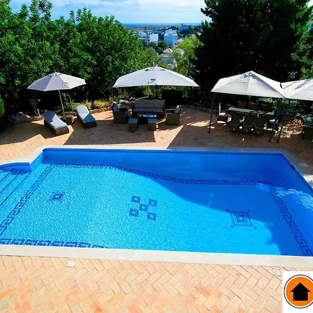 Jacaranda-pool, Sea View & Mature Garden Villa Tavira
