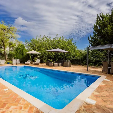Villa Jacaranda-pool, Sea View&mature Garden