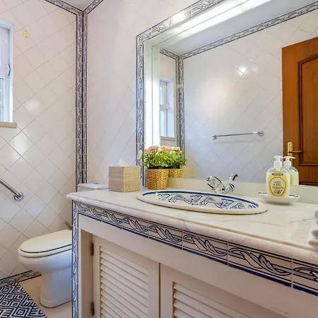 Jacaranda-pool, Sea View&mature Garden Villa Tavira
