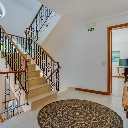 Jacaranda-pool, Sea View & Mature Garden *