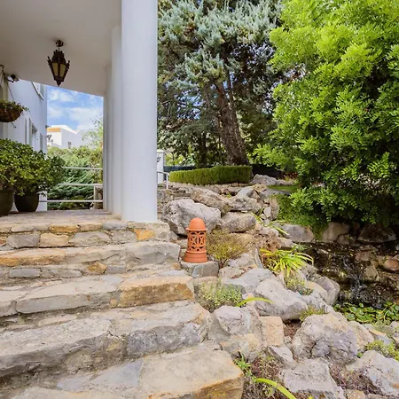 Villa Jacaranda-pool, Sea View&mature Garden *