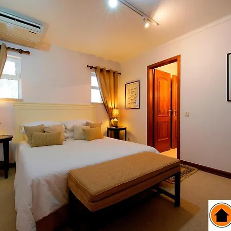 Jacaranda-pool, Sea View & Mature Garden *
