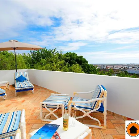Jacaranda-pool, Sea View & Mature Garden Villa
