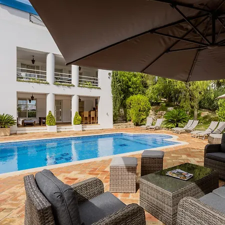 Jacaranda-pool, Sea View & Mature Garden *