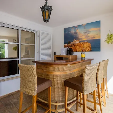 Villa Jacaranda-pool, Sea View & Mature Garden