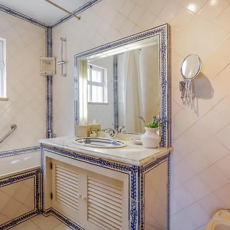 Jacaranda-pool, Sea View & Mature Garden * Tavira