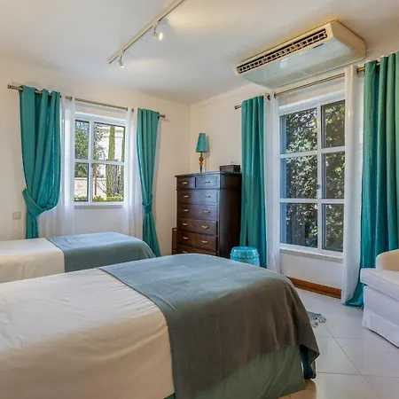 Jacaranda-pool, Sea View & Mature Garden *