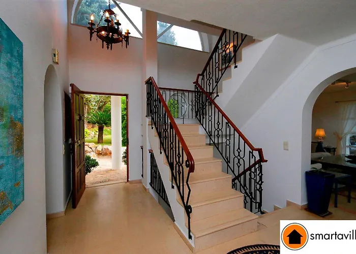 Jacaranda-pool, Sea View & Mature Garden *